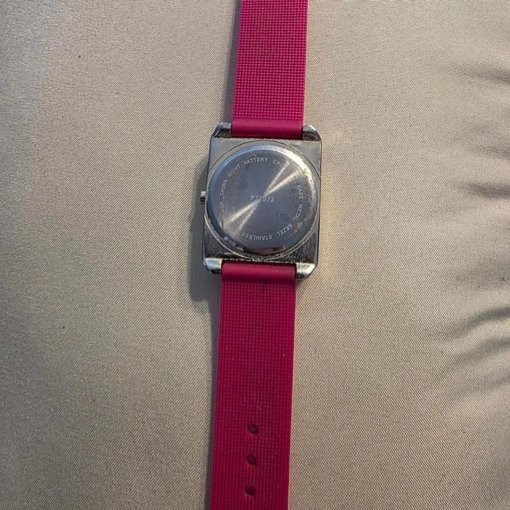 The Unbranded Brand pink digital